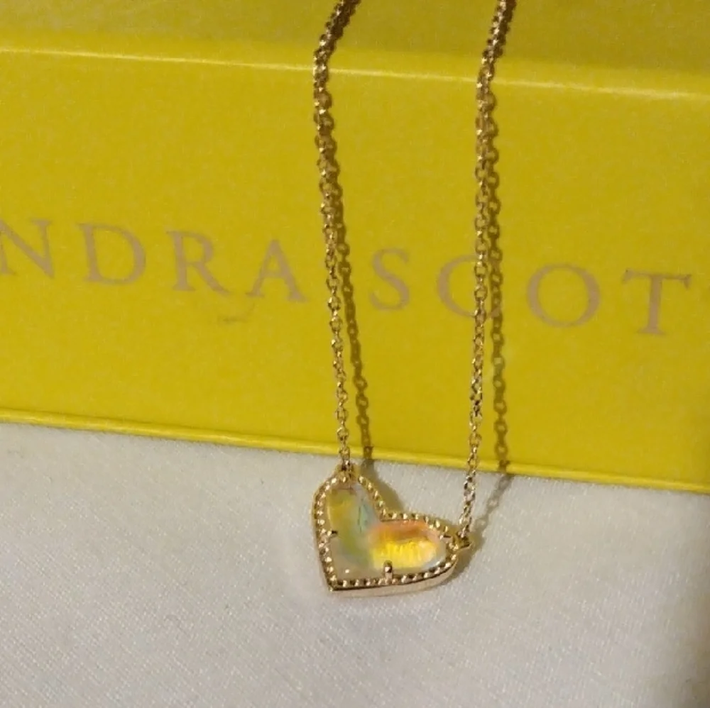 Gold Heart Necklace with Opalescent Pendant - Picture 6 of 6